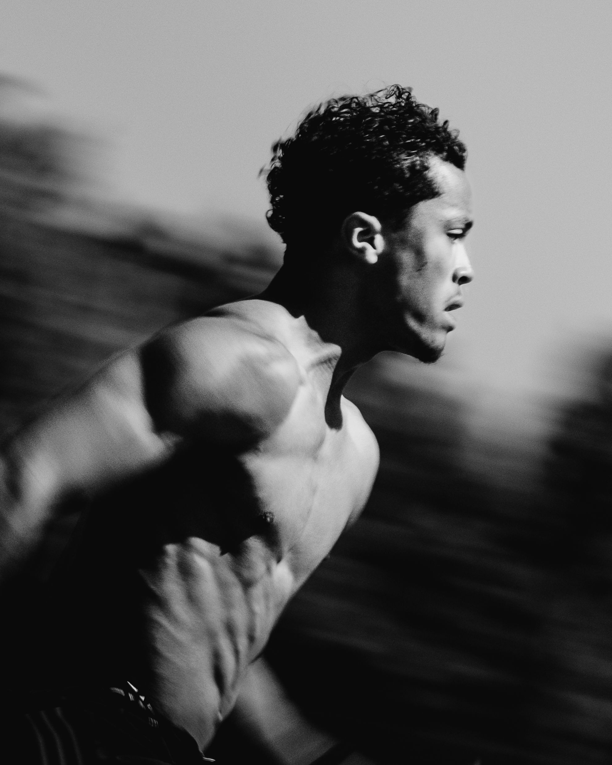 b&w picture of an athlete